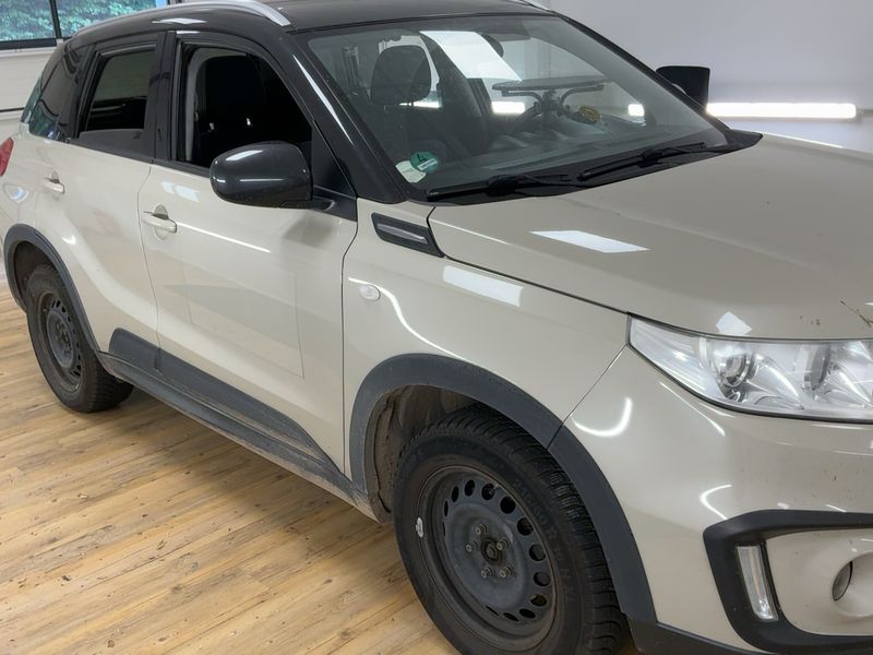 Suzuki Vitara 1.6 Club 4x2 — zdjęcie 8