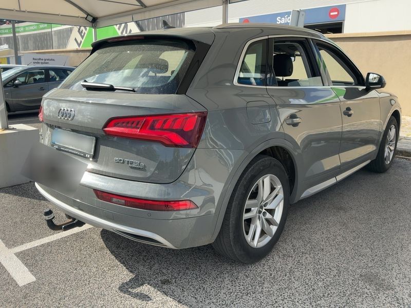 Audi Q5 50 TFSIe quattro sport — zdjęcie 6