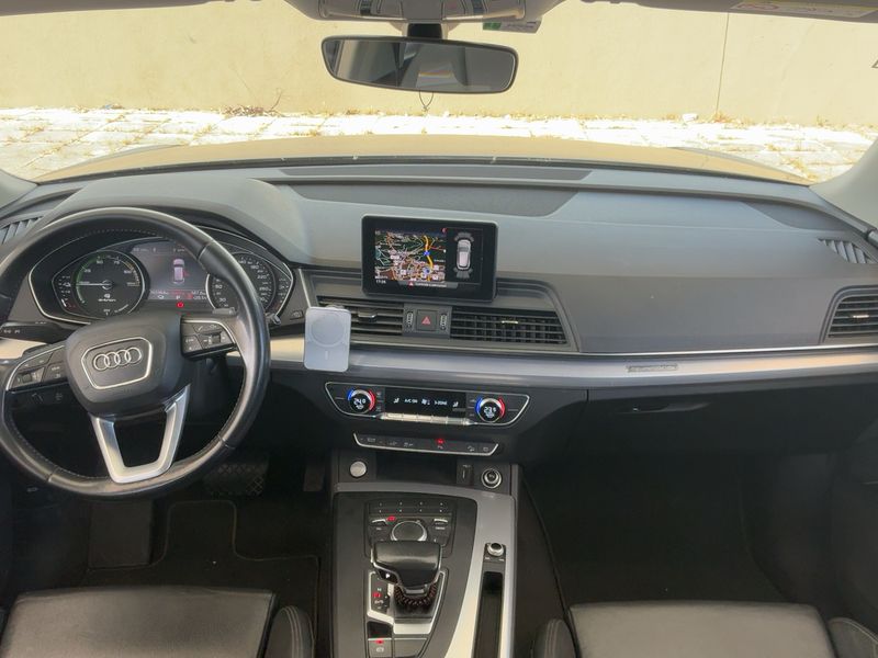 Audi Q5 50 TFSIe quattro sport — zdjęcie 12