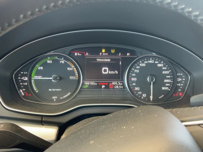 Audi Q5 50 TFSIe quattro sport — zdjęcie 13