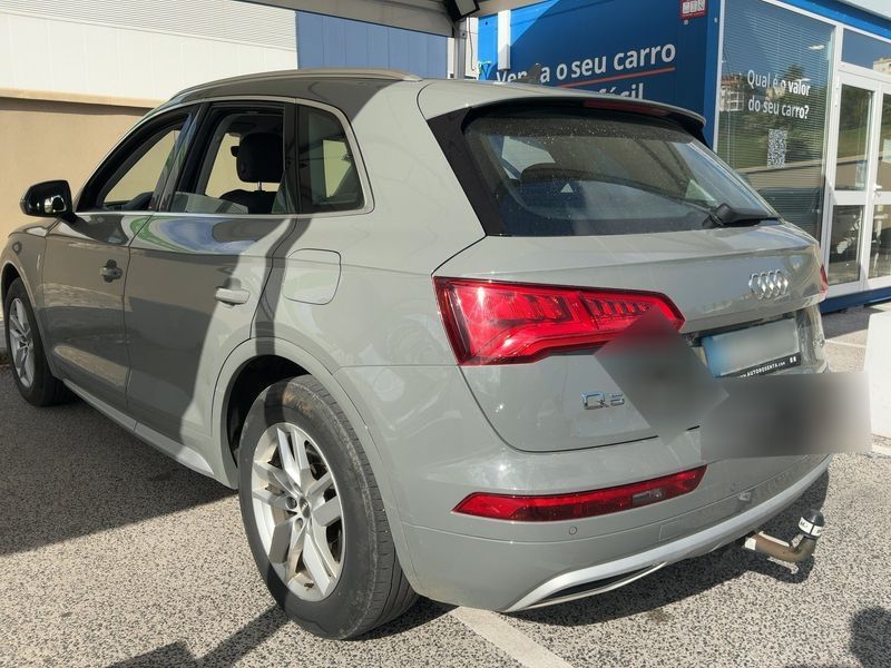 Audi Q5 50 TFSIe quattro sport — zdjęcie 3