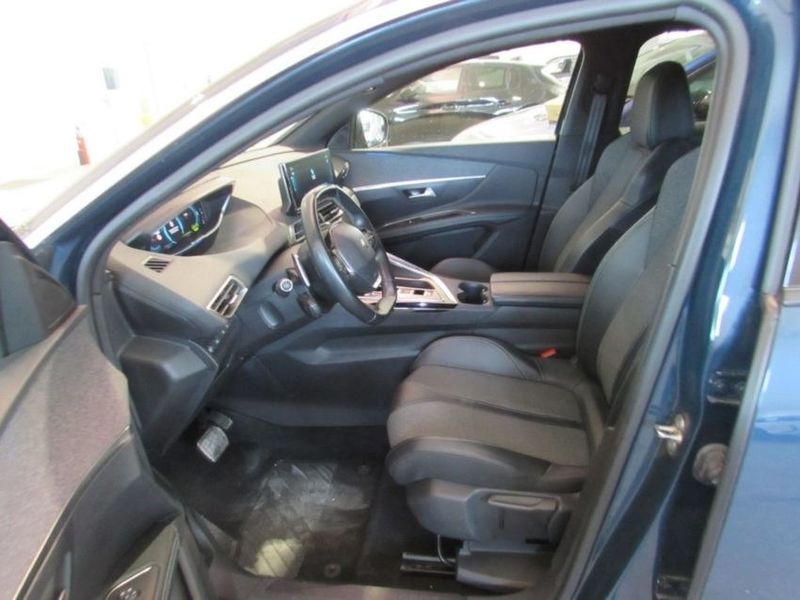 Peugeot 3008 1.6 Hybrid Allure Pack 2023 – снимка 10