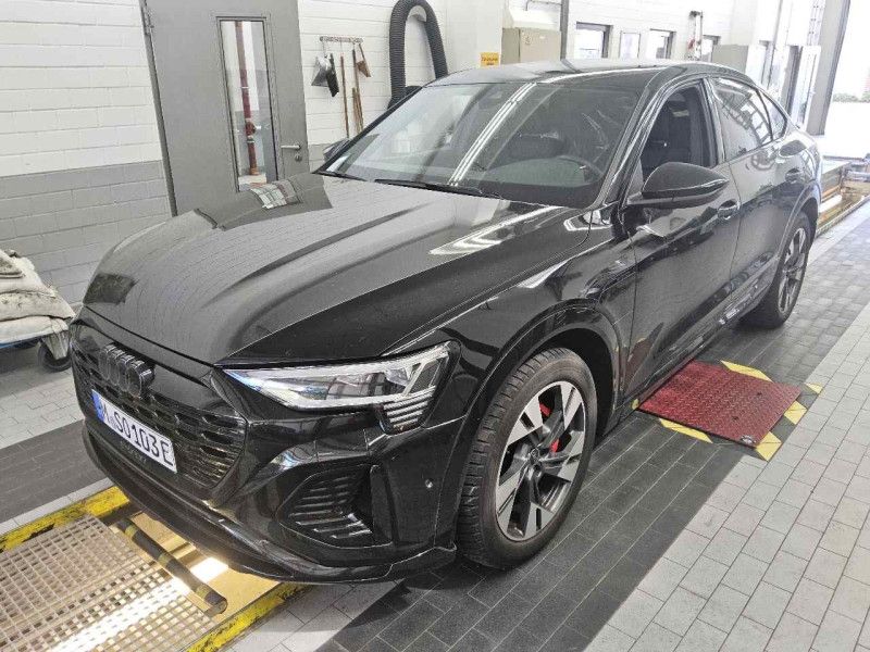 Audi Q8 2023