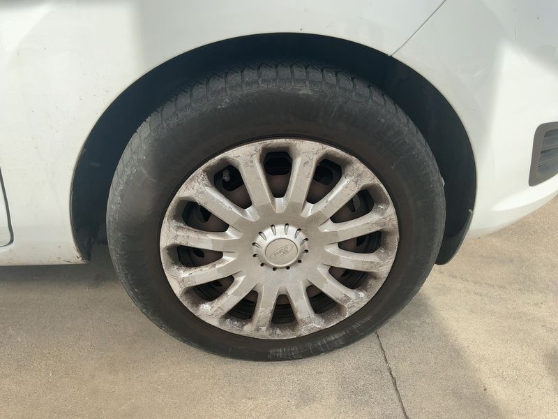 Ford Fiesta 1.0 Business 2014 – снимка 11