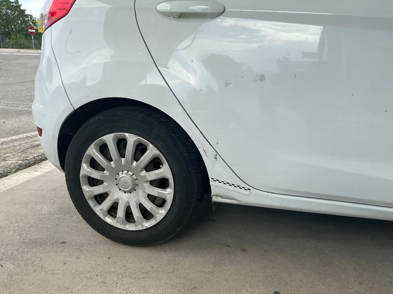 Ford Fiesta 1.0 Business 2014 – снимка 22