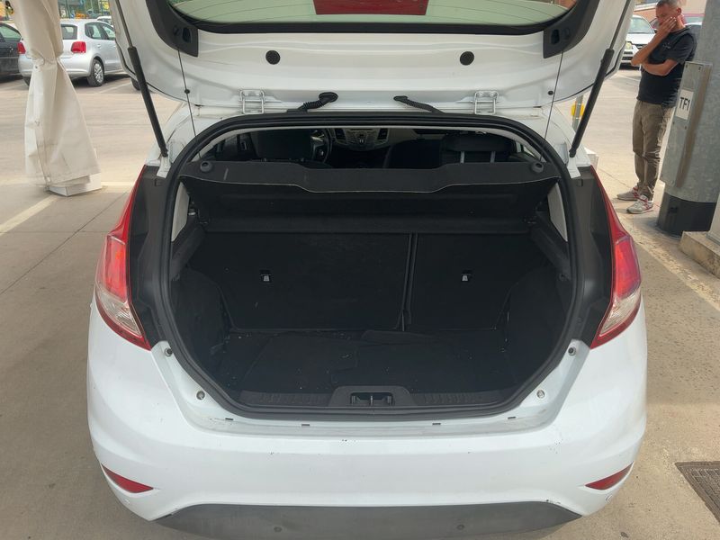 Ford Fiesta 1.0 Business 2014 – снимка 15