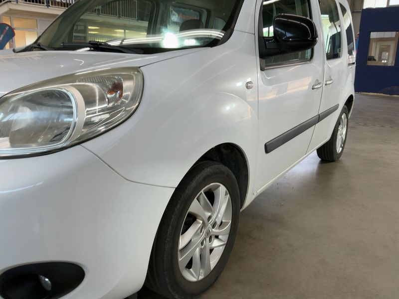 Renault Kangoo 1.5 dCi Paris — zdjęcie 2