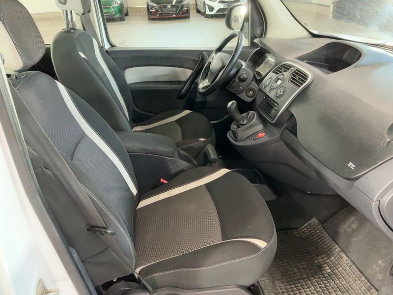 Renault Kangoo 1.5 dCi Paris — zdjęcie 11