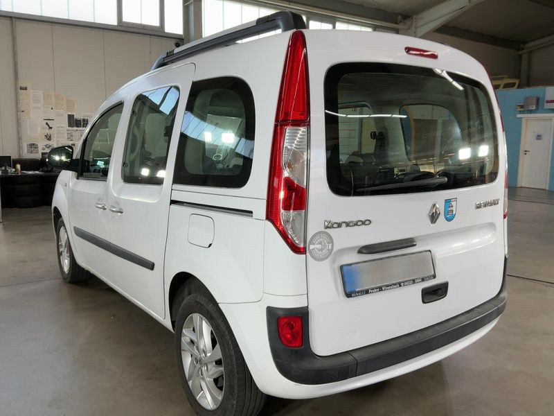 Renault Kangoo 1.5 dCi Paris — zdjęcie 3