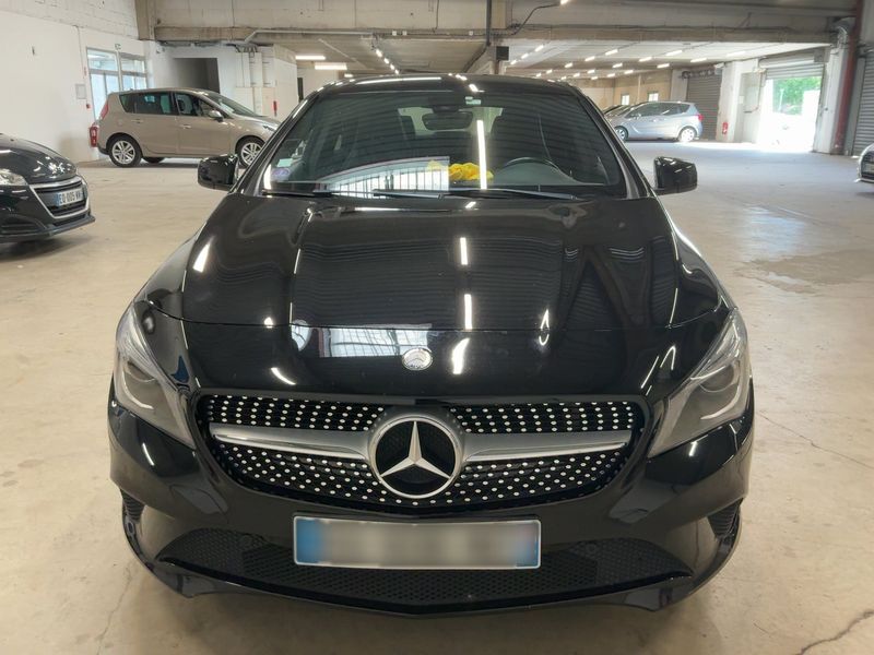 Mercedes-Benz CLA-Klasse CLA 180 Urban — zdjęcie 9