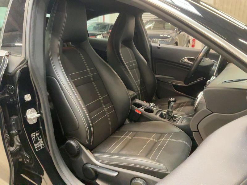 Mercedes-Benz CLA-Klasse CLA 180 Urban — zdjęcie 11