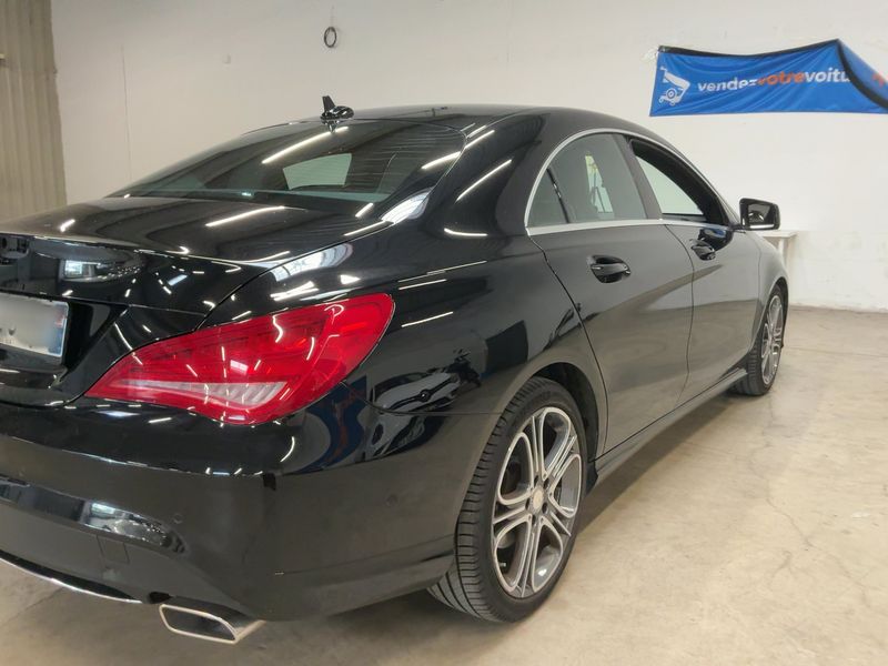 Mercedes-Benz CLA-Klasse CLA 180 Urban — zdjęcie 6