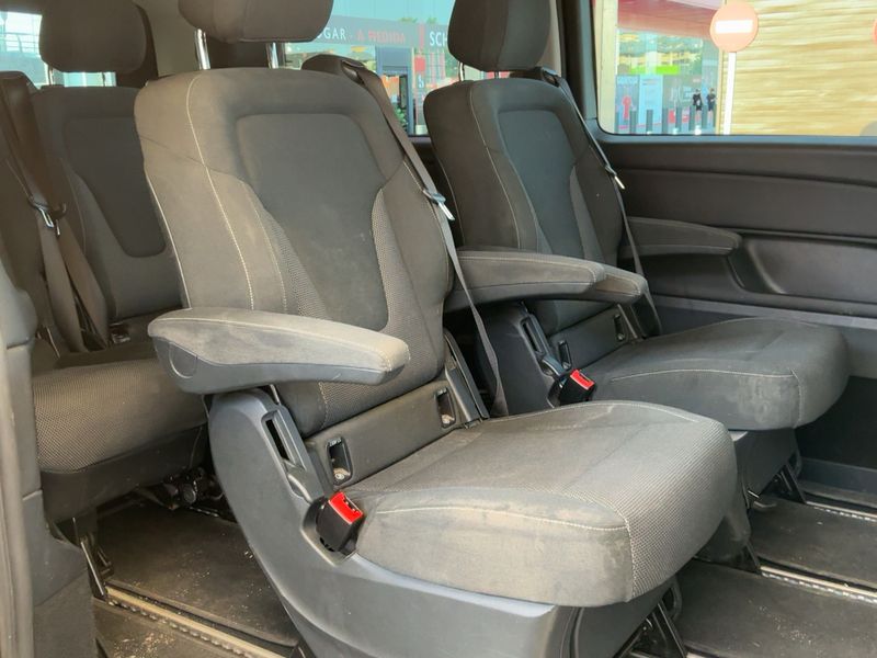 Mercedes-Benz V-Klasse V 220 d lang — zdjęcie 14