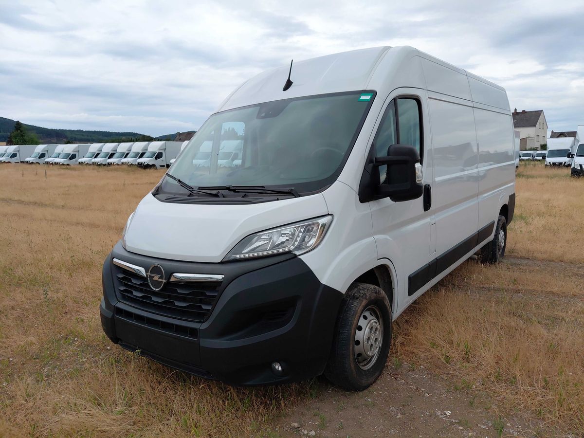 Opel Movano 2024 — photo 1