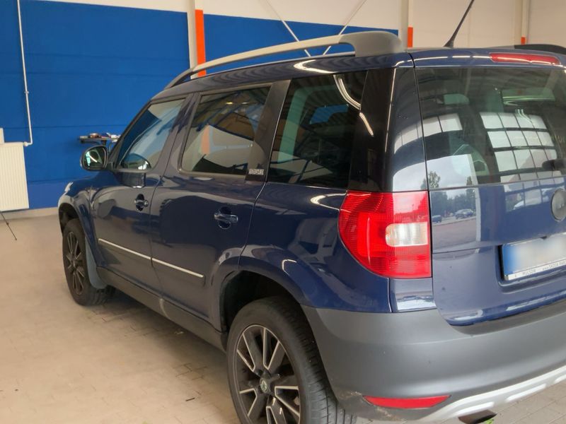 Skoda Yeti 1.2 TSI Ambition — zdjęcie 3