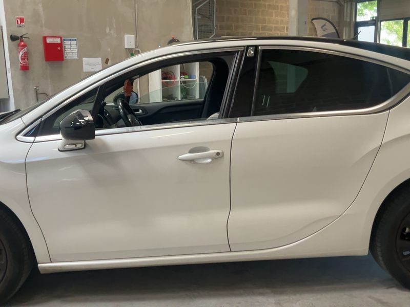 DS Automobiles DS4 1.2 PureTech SoChic — zdjęcie 4