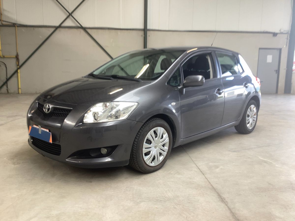 Toyota Auris 1.4 Turbodiesel Basis