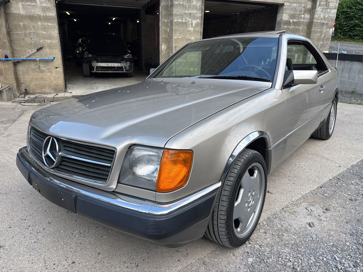 Mercedes-Benz E-Klasse 1989