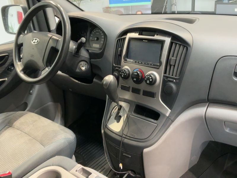 Hyundai H1 2.5 CRDi Kasten — zdjęcie 12