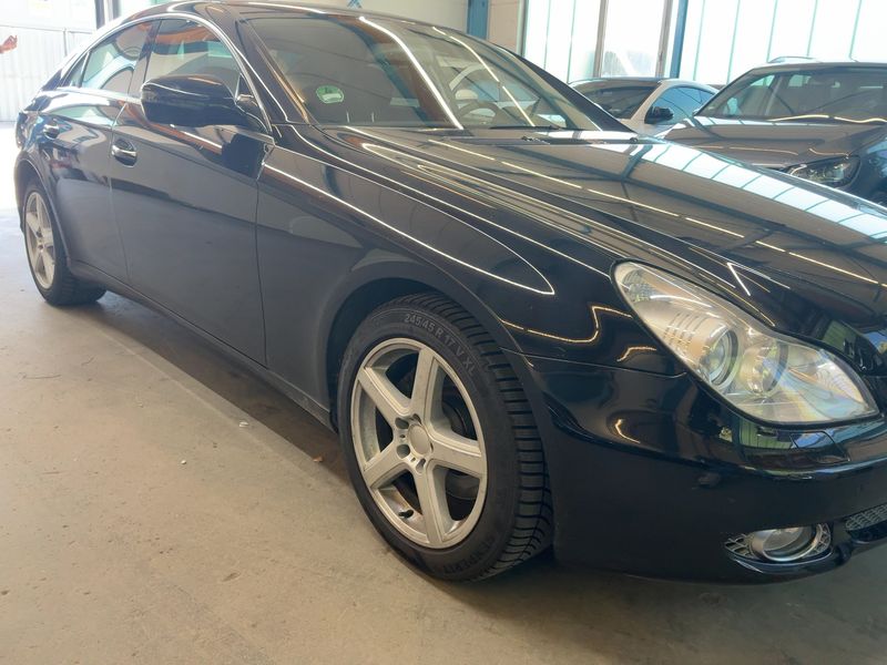 Mercedes-Benz CLS-Klasse CLS 280 300 — zdjęcie 8