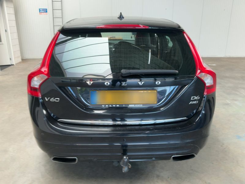 Volvo V60 2.4 D6 Plug-in Hybrid Momentum AWD 2014 – снимка 7