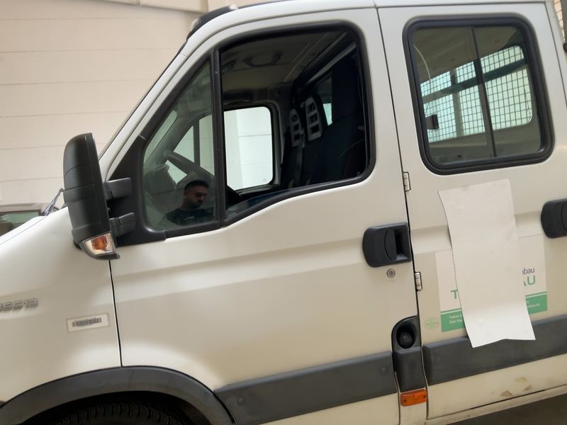 Iveco Daily 2.3 Diesel Doppelkabine 35 C Radstand 3750 — zdjęcie 4