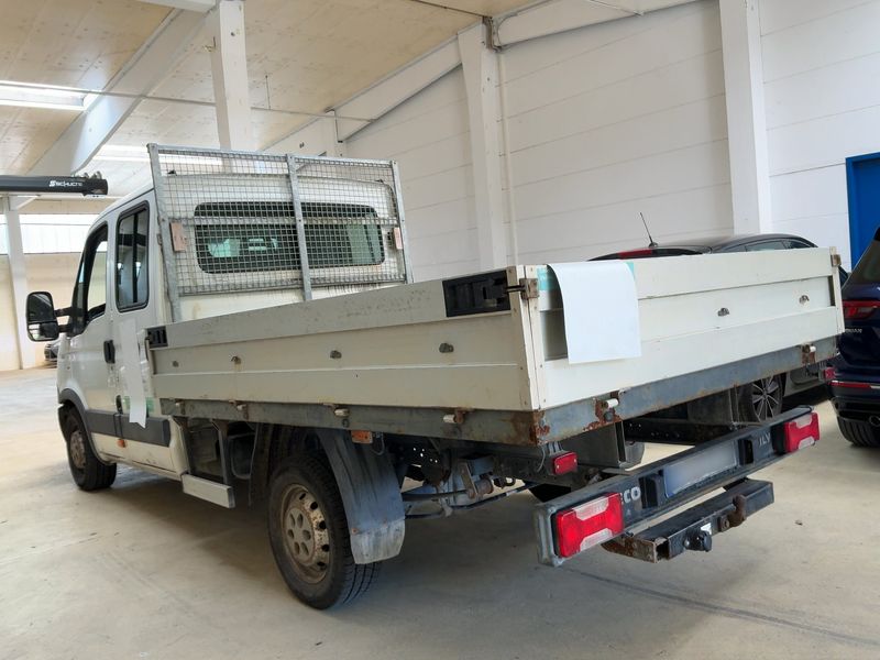 Iveco Daily 2.3 Diesel Doppelkabine 35 C Radstand 3750 — zdjęcie 3