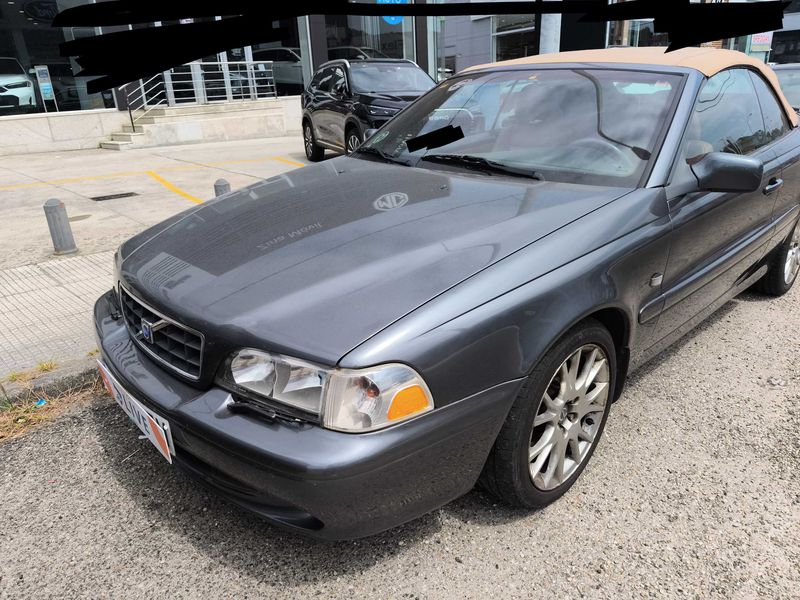 Volvo C70 2.4 T — zdjęcie 2