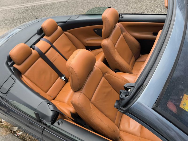 Volvo C70 2.4 T — zdjęcie 16