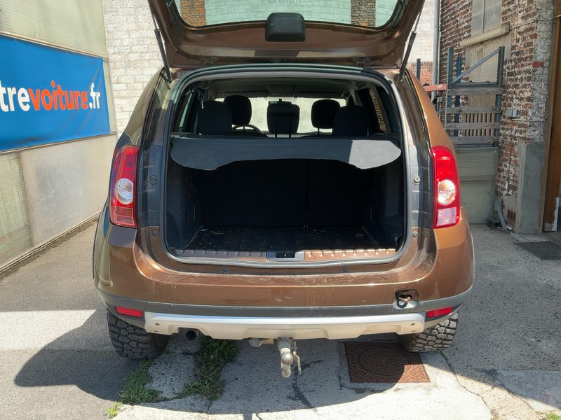 Dacia Duster 1.5 dCi Laureate 4x2 — zdjęcie 10