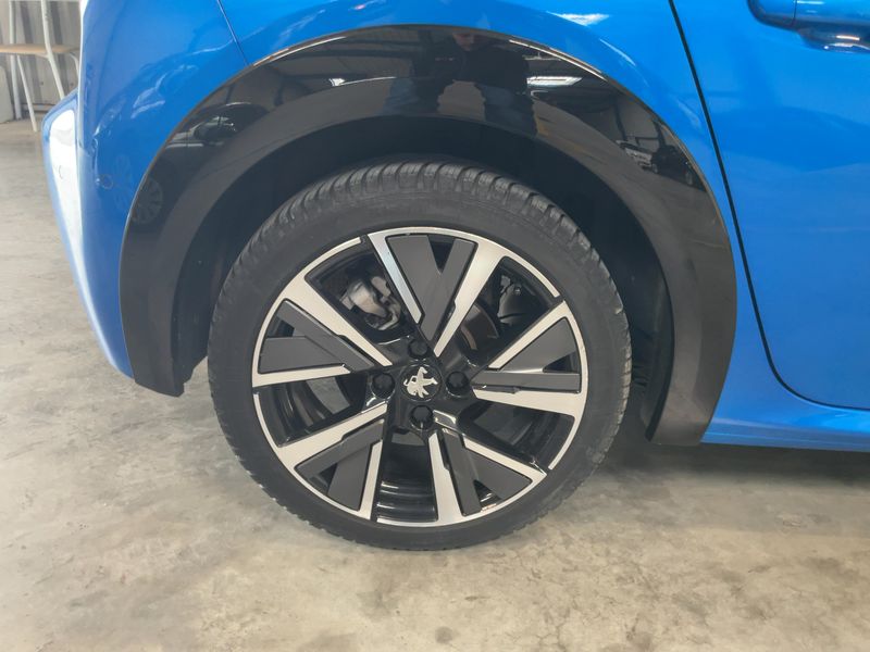 Peugeot 208 1.2 PureTech GT Line 2021 – снимка 9