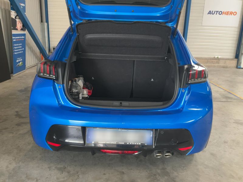 Peugeot 208 1.2 PureTech GT Line 2021 – снимка 15