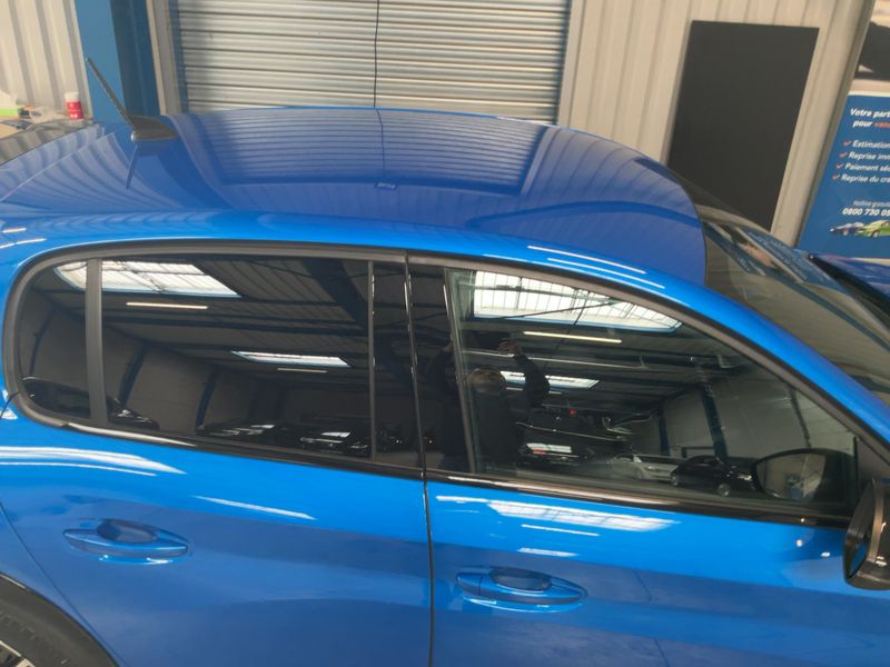 Peugeot 208 1.2 PureTech GT Line 2021 – снимка 13
