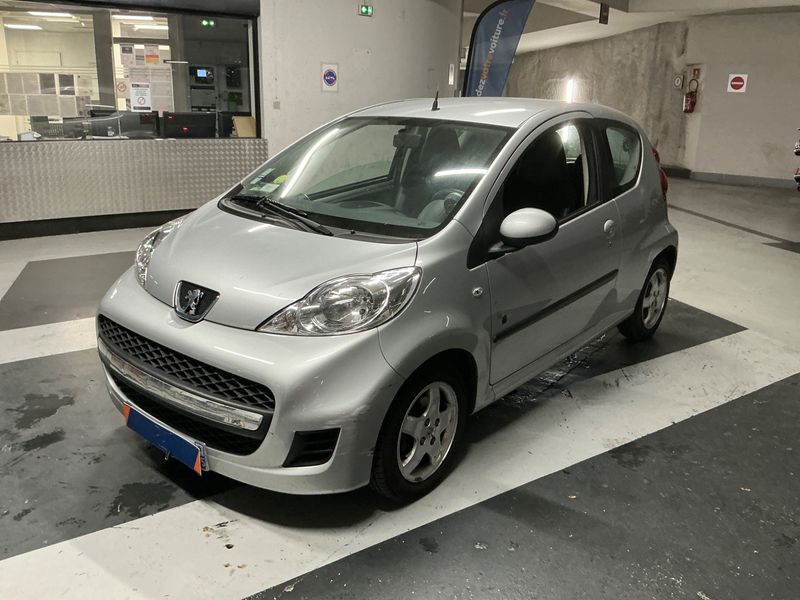 Peugeot 107 1.0 Black & Silver Edition
