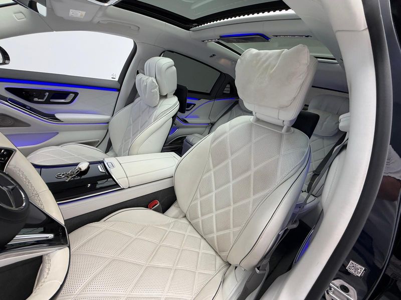 Mercedes-Benz S-Klasse Maybach S 680 4Matic — zdjęcie 10