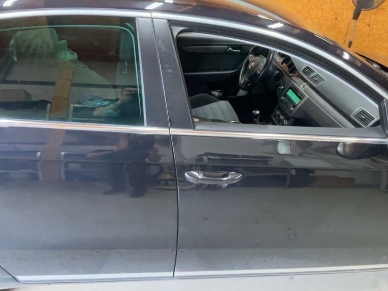 Volkswagen Passat 1.4 TSI Comfortline BlueMotion Tech 2011 – снимка 10