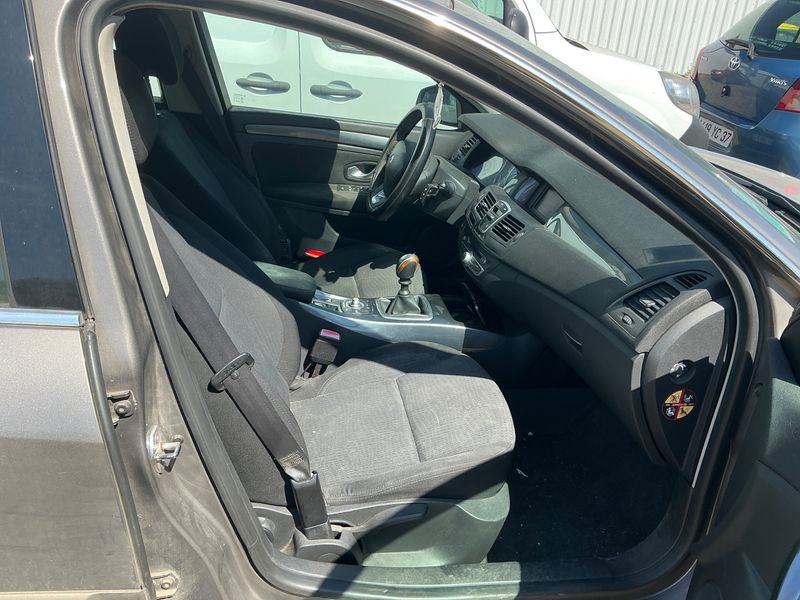 Renault Laguna 1.5 dCi Black Edition Carminat — zdjęcie 3