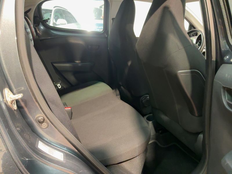 Peugeot 108 1.0 VTi Active — zdjęcie 14