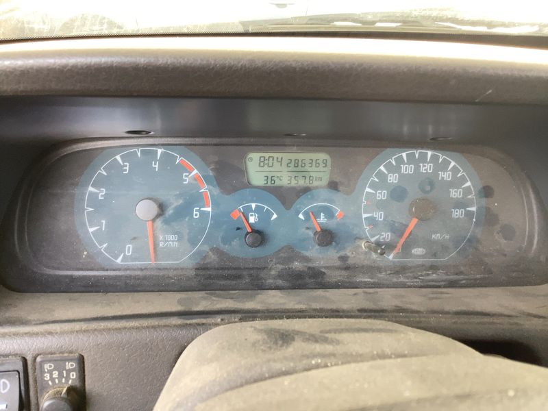 Nissan Terrano 2.7 Turbodiesel Elegance — zdjęcie 13