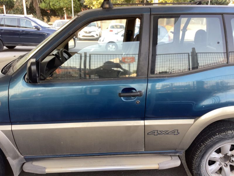 Nissan Terrano 2.7 Turbodiesel Elegance — zdjęcie 4