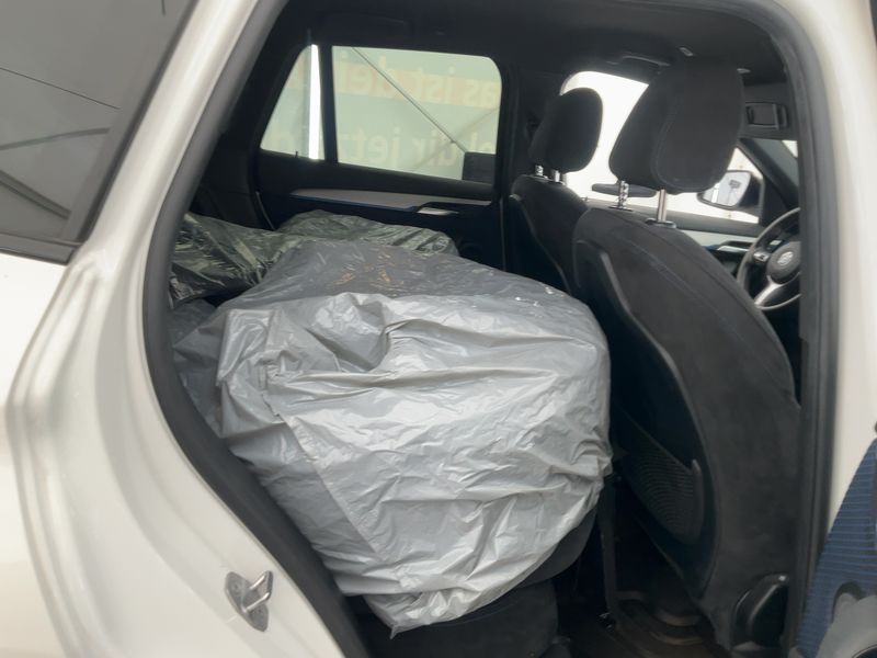 BMW X1 xDrive 20d M Sport — zdjęcie 14