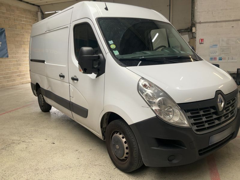 Renault Master 2.3 dCi L2H2 3,3 Grand Confort — zdjęcie 8