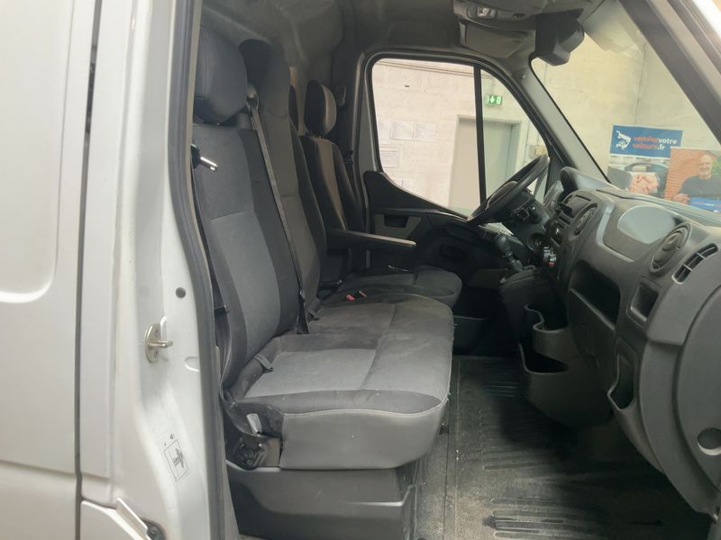 Renault Master 2.3 dCi L2H2 3,3 Grand Confort — zdjęcie 11