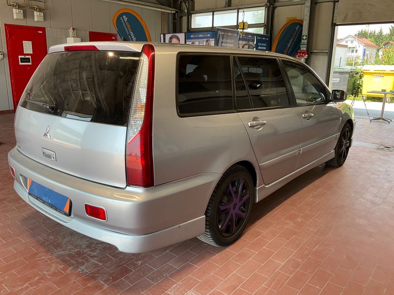 Mitsubishi Lancer 2.0 Intense — zdjęcie 2