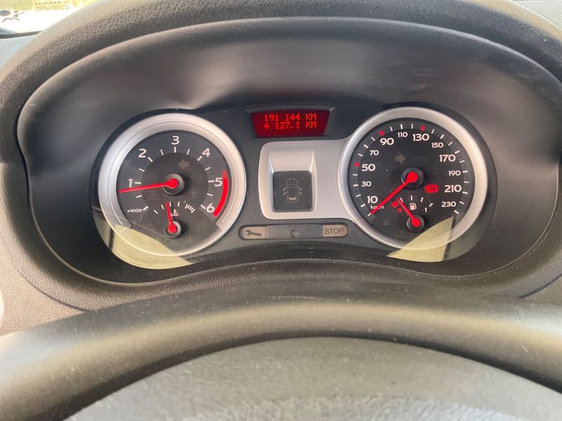 Renault Clio 1.5 dCi Dynamique Confort — zdjęcie 4