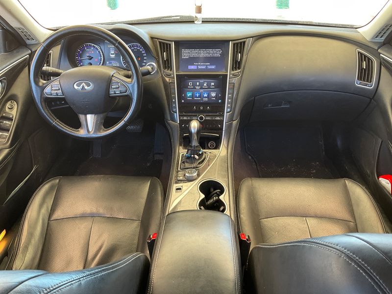 Infiniti Q50 2.2 Diesel Q50 Premium Tech — zdjęcie 12