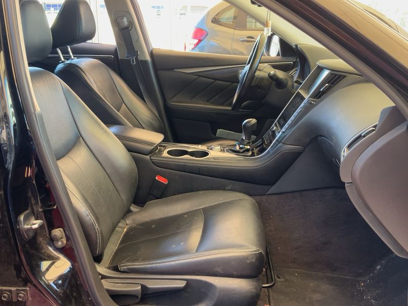 Infiniti Q50 2.2 Diesel Q50 Premium Tech — zdjęcie 11