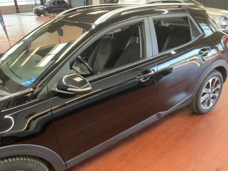 Kia Stonic 1.4 Vision — zdjęcie 4