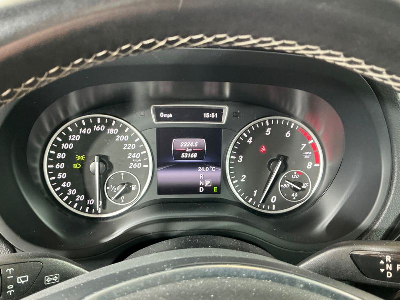 Mercedes-Benz B-Klasse B 200 — zdjęcie 13
