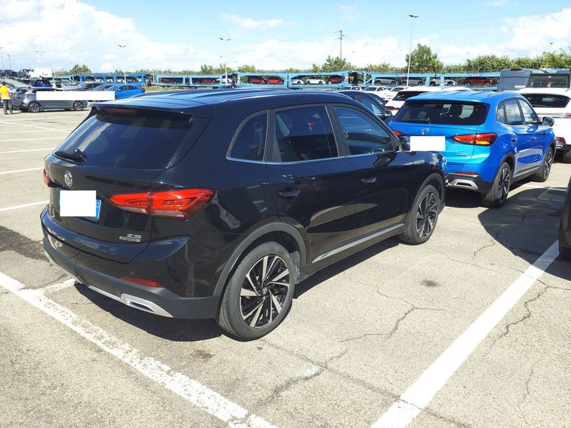 MG ZS 1.5 T-GDI Plug-in Hybrid Luxury — zdjęcie 4
